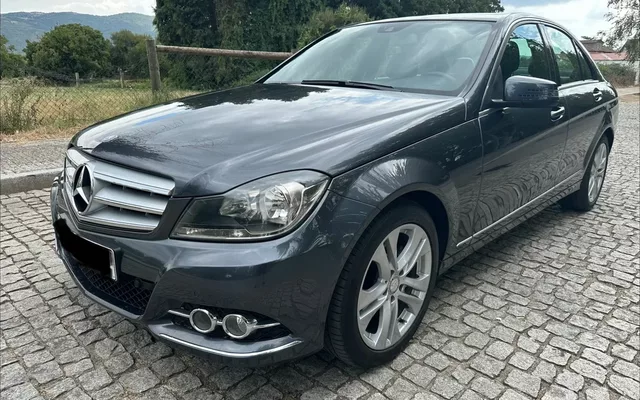 Mercedes-Benz C 220 (BlueTEC) d 7G-TRONIC Avantgarde