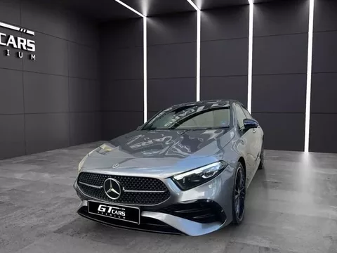 MERCEDES-BENZ Clase A 250e AMG