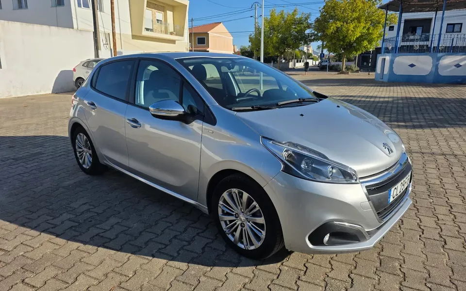 Peugeot 208 82 VTI Style