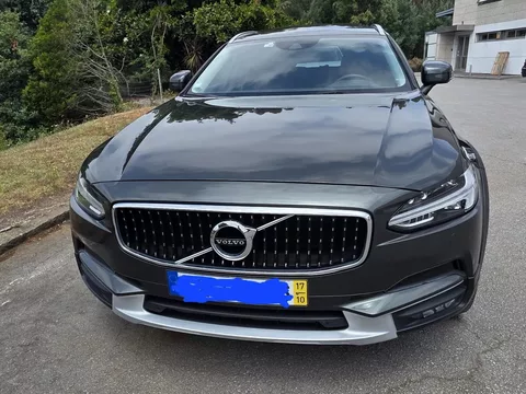 Volvo V90 D4 AWD Geartronic Momentum Pro