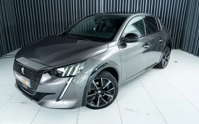 Peugeot 208 1.2 PureTech GT EAT8