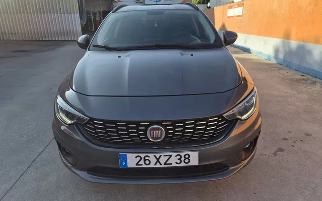 Fiat Tipo Station Wagon 1.3 M-Jet Lounge Tech