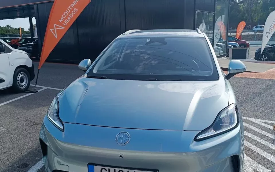 MG MG4 64 kWh Luxury