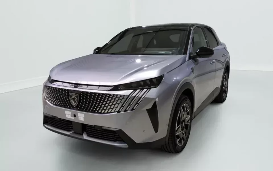 Peugeot 3008 Hybrid 145 e-DCS6 GT Zéro km immatriculé