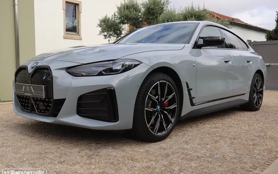 BMW i4 eDrive40 Pack Desportivo M Pro