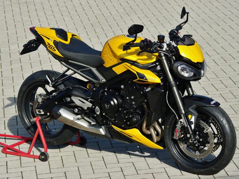 Triumph Street Triple RS 765