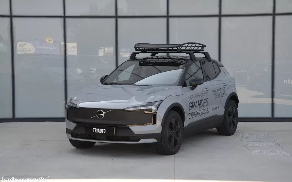 Volvo EX30 Cross Country 69 kWh Twin Motor Ultra