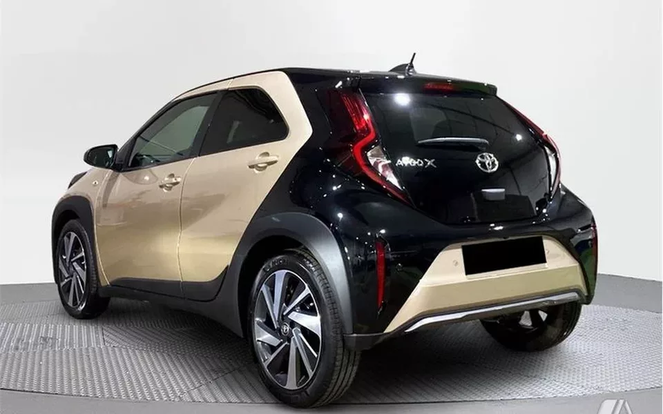 TOYOTA Aygo X Cross AYGO X CROSS 1.0 VVT-I 72CV Chic