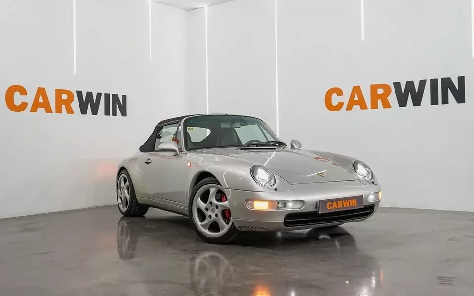 PORSCHE 911 CARRERA