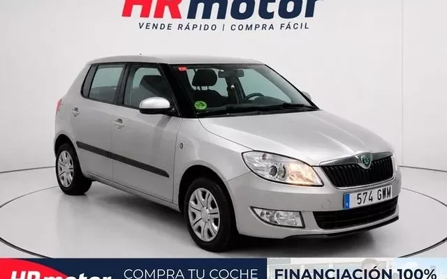 SKODA Fabia Fabia 1.6TDI Young 90