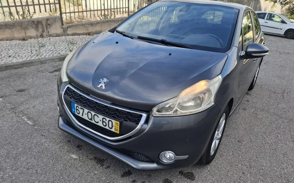 Peugeot 208 1.2 VTi SE Style