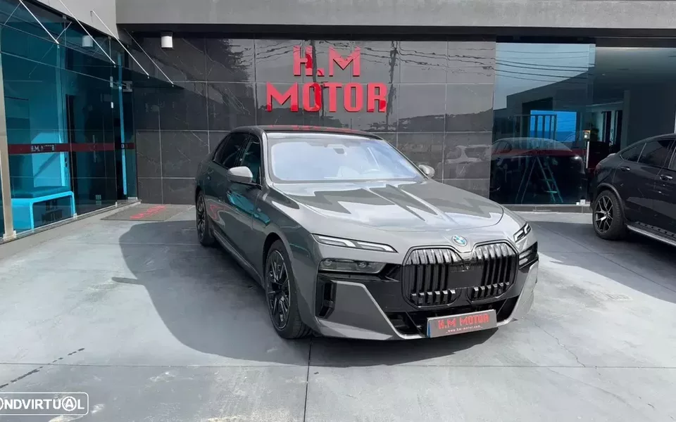 BMW i7 xDrive60 Pack Desportivo M Pro