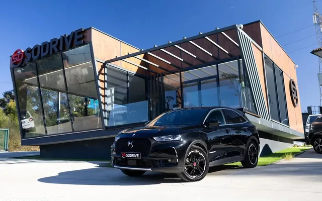 DS DS7 Crossback E-Tense Performance Line+ EAT8
