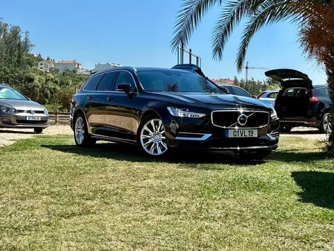 Volvo V90 2.0 T8 Momentum Plus AWD Geartronic