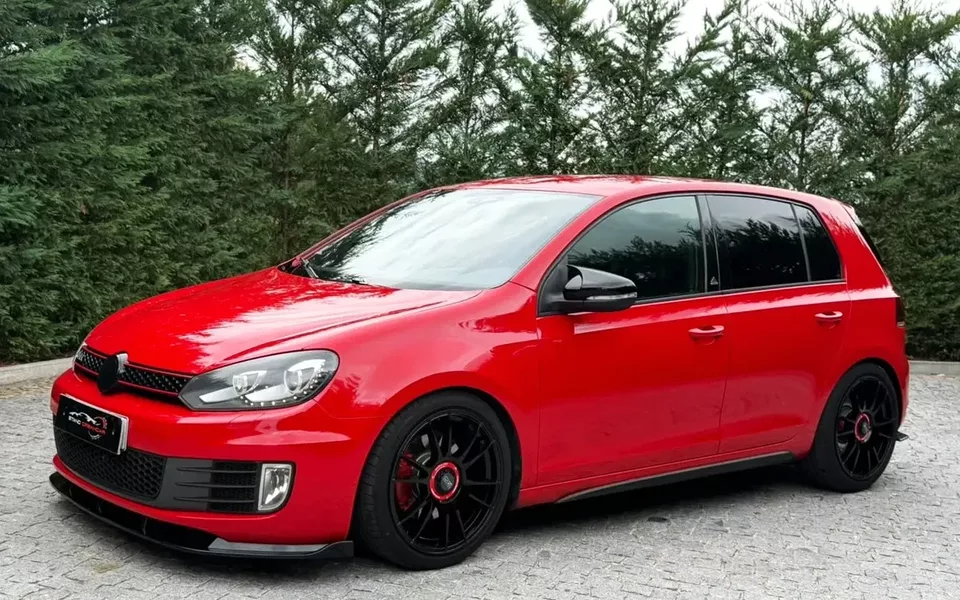 VW Golf 2.0 GTI adidas