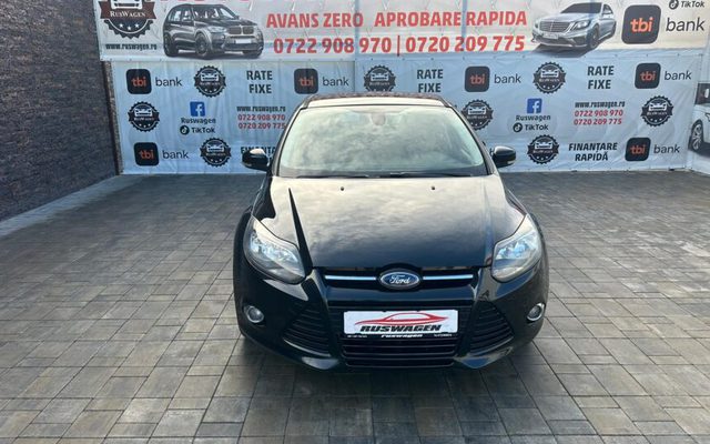 Ford FOCUS Titanium 2011 1,6 Benzină MPI Euro 5