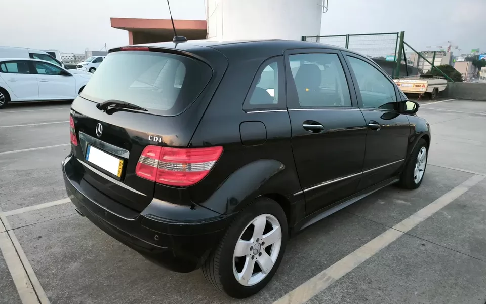 Mercedes-Benz B 180 CDI