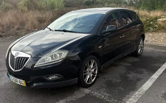 Lancia Delta 1.6 M-Jet Argento
