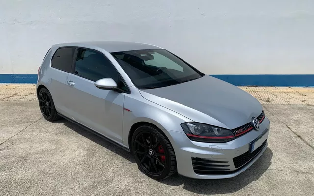 VW Golf 2.0 TSi GTi DSG Performance