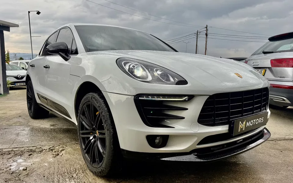 Porsche Macan S