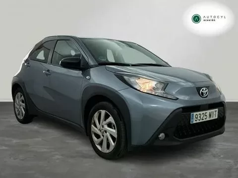 TOYOTA Aygo X Cross 1.0 VVT-I 72CV Play