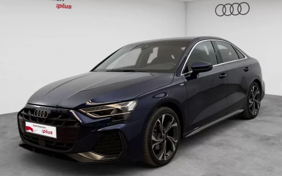 AUDI A4 A4 35 TFSI S line S tronic 110kW