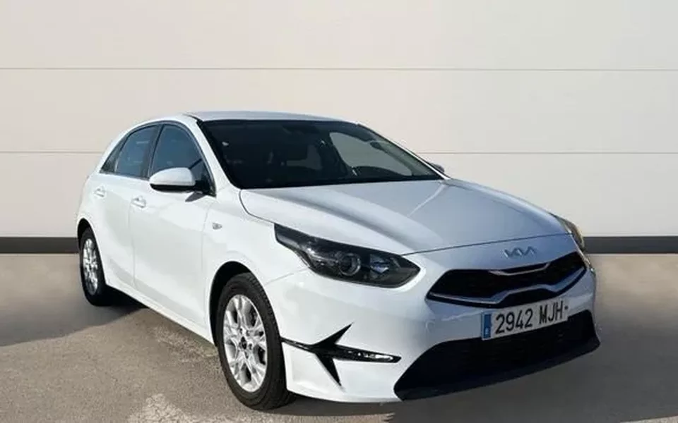 KIA Ceed Ceed 1.6 MHEV iMT Drive 136