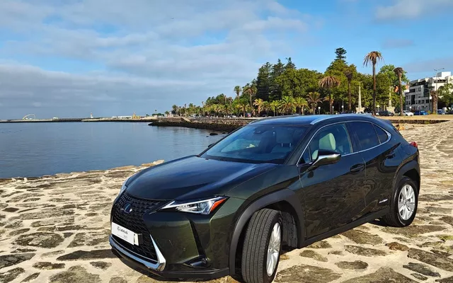 Lexus UX 250h Executive+