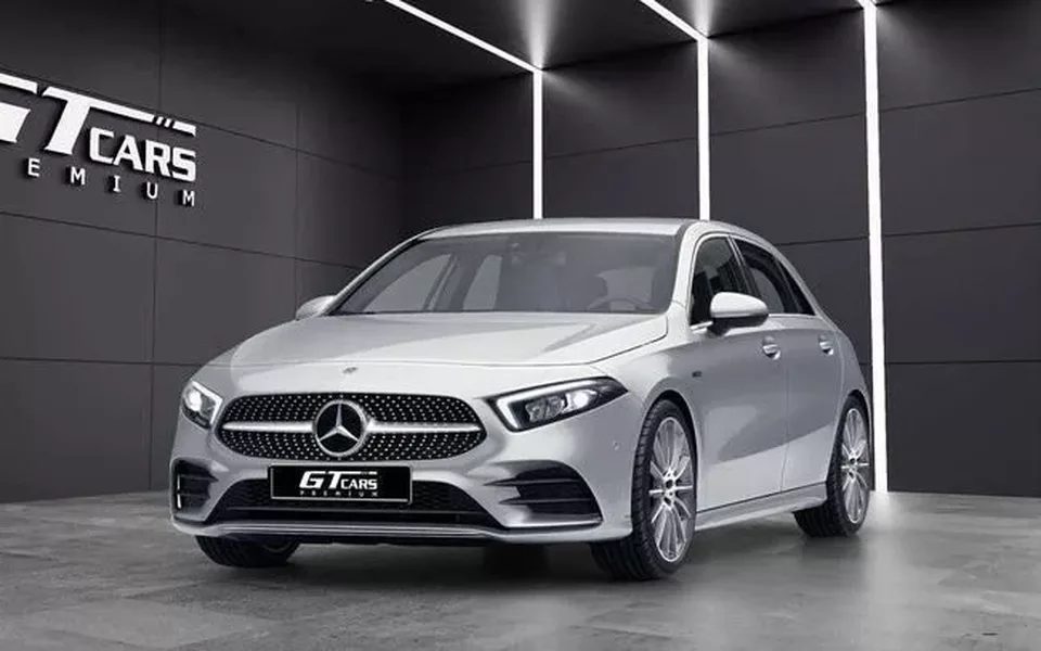 MERCEDES-BENZ Clase A 250e AMG