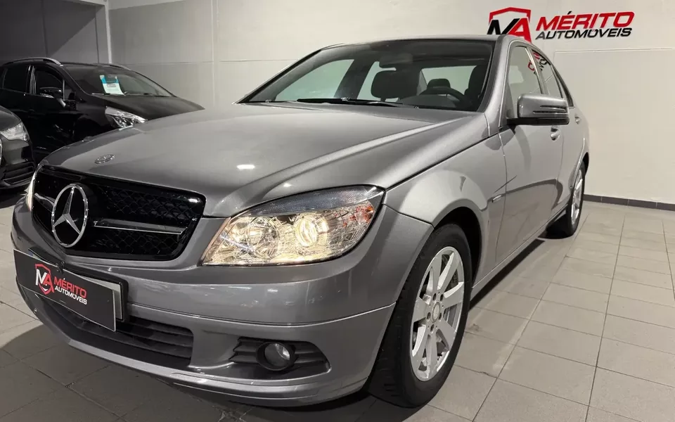 Mercedes-Benz C 180 CDI DPF (BlueEFFICIENCY) Elegance