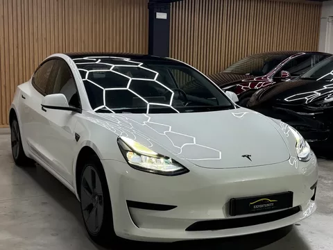 Tesla Model 3 Standard RWD