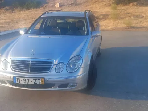 Mercedes-Benz E 220