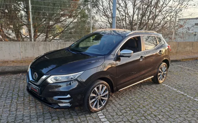 Nissan Qashqai 1.5 dCi Tekna Bose+A+C