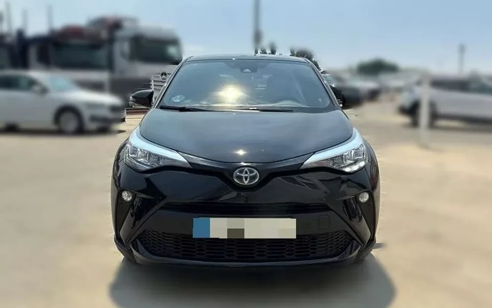 TOYOTA C-HR + 1.8 125H Advance