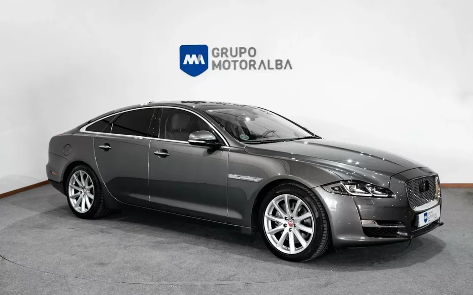 JAGUAR XJ XJ 3.0D LWB Premium Luxury Aut.