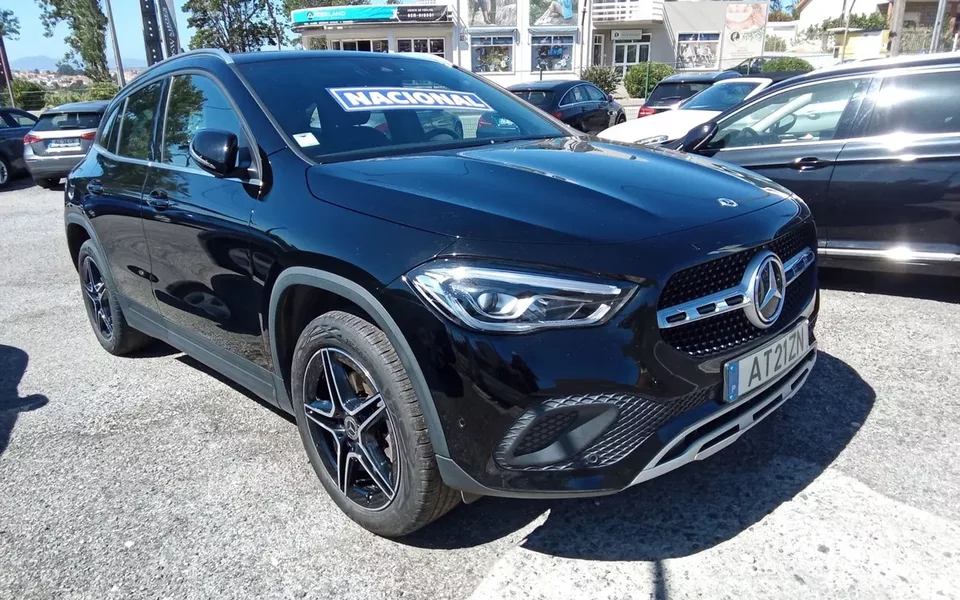 Mercedes-Benz GLA 250 e AMG Line