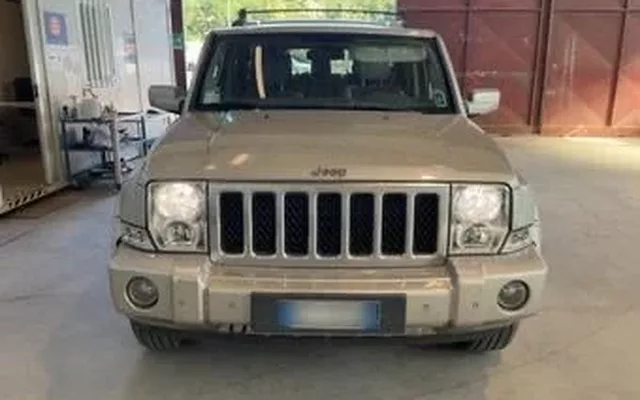 JEEP Commander Commander 3.0CRD Overland Aut.
