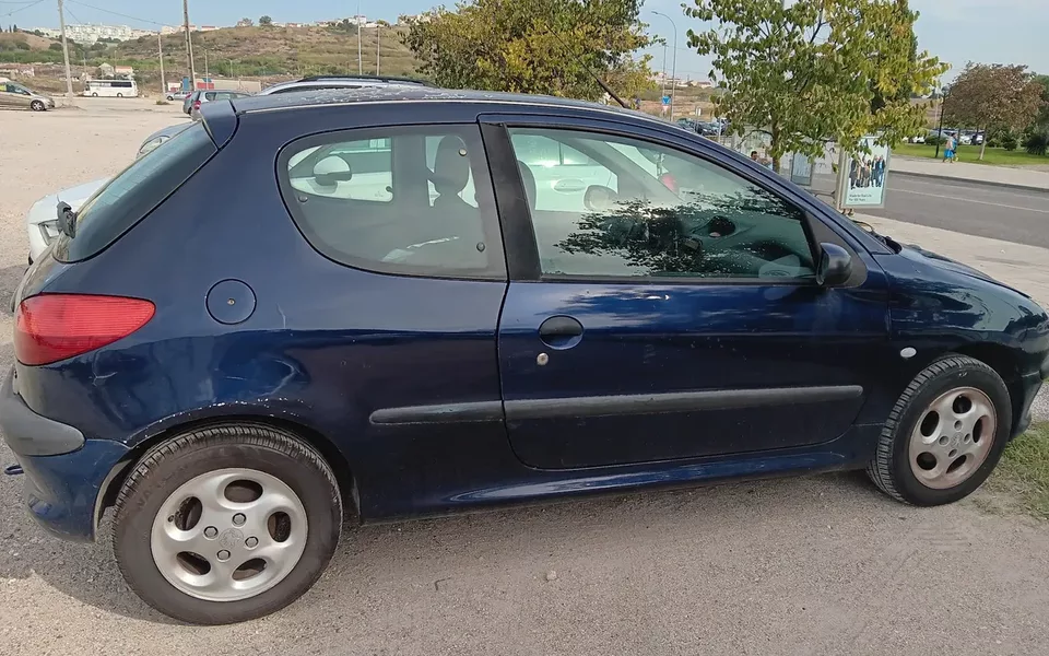 Peugeot 206 1.1 Color Line