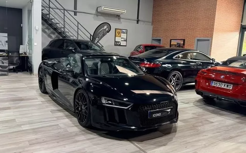 AUDI R8 Spyder 5.2 FSI V10 plus 449 kW