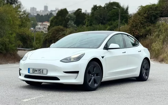 Tesla Model 3 Standard Range Plus RWD
