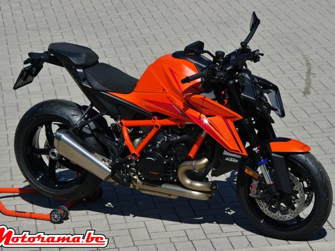 KTM 1390 Super Duke R EVO