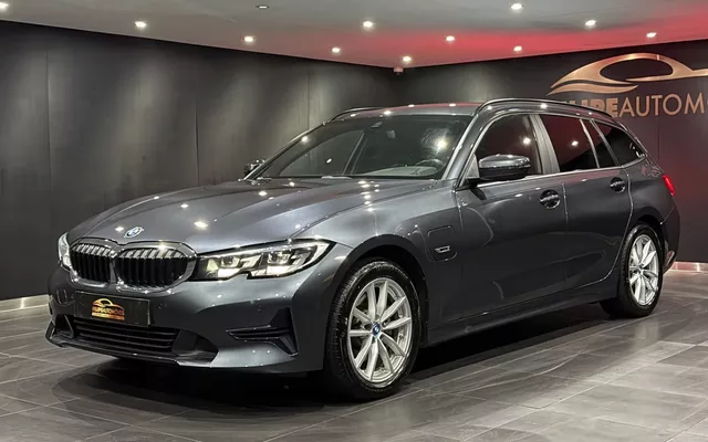BMW 320 e Line Sport Auto