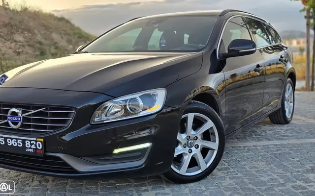 Volvo V60 2.0 D4 Momentum