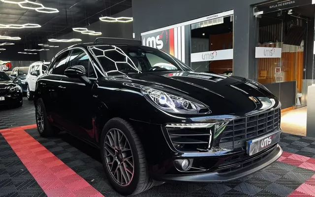 Porsche Macan S