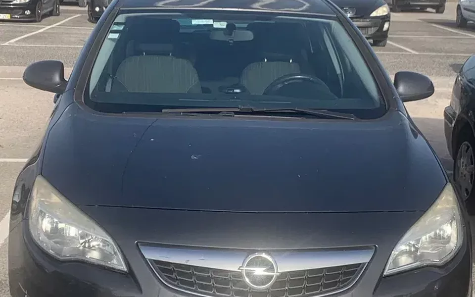 Opel Astra 1.3 CDTI Cosmo Start/Stop