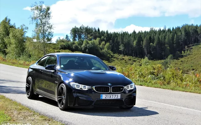 BMW M4 Auto