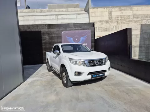 Nissan Navara 2.3 dCi CD 4WD Acenta