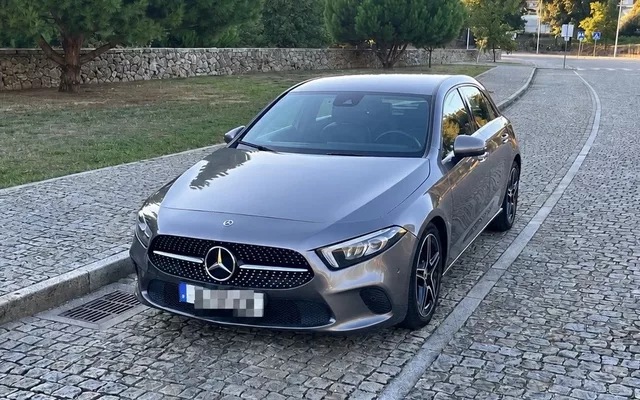 Mercedes-Benz A 180