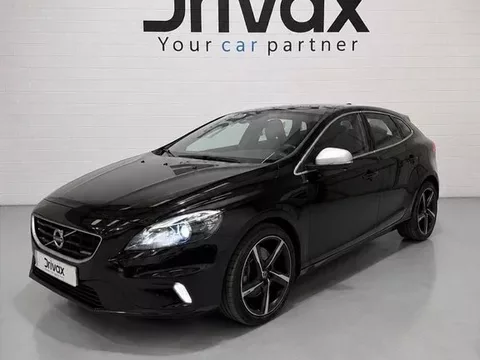 VOLVO V40 Volvo 2.0 T5 R-Design Momentum Auto