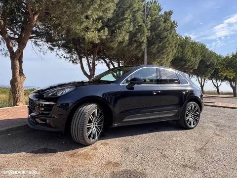 Porsche Macan S